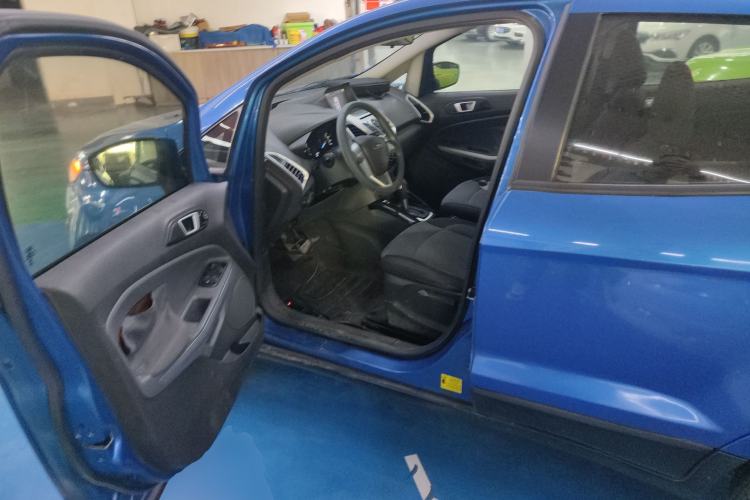 Used Ford EcoSport 2013 1.5L Automatic Fashion Model Driver Seat