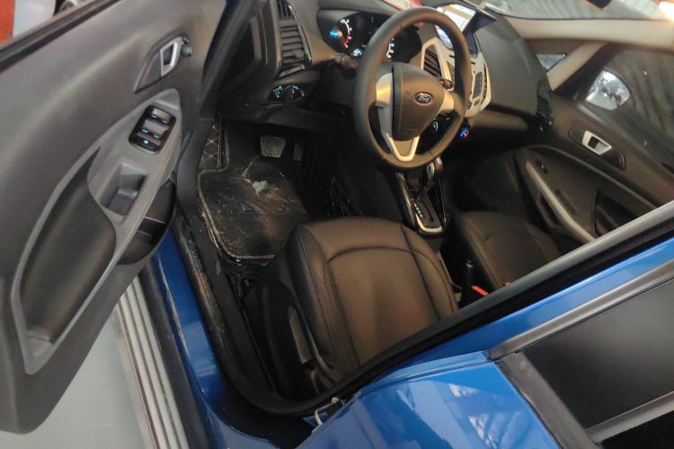 Used Ford EcoSport 2013 1.5L Automatic Fashion Model Driver Seat