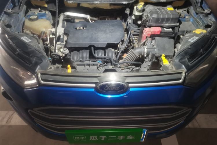 Used Ford EcoSport 2013 1.5L Manual Fashion Model Engine Bay