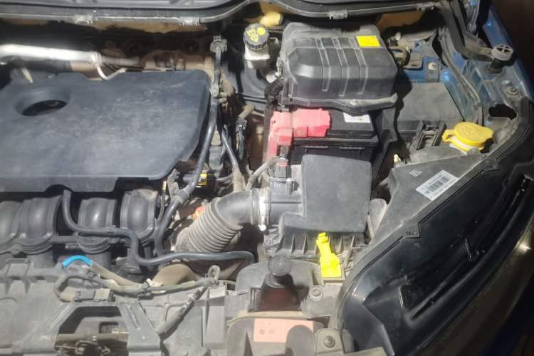Used Ford EcoSport 2013 1.5L Manual Fashion Model Engine Bay Left