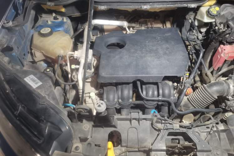 Used Ford EcoSport 2013 1.5L Manual Fashion Model Engine Bay Right