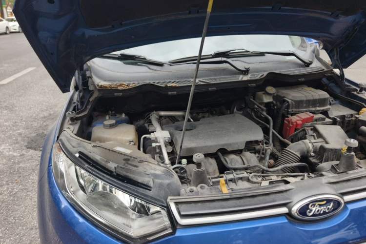 Used Ford EcoSport 2013 1.5L Automatic Fashion Model Engine Bay Right