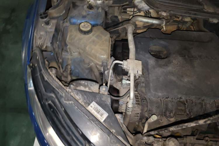 Used Ford EcoSport 2013 1.5L Automatic Fashion Model Engine Bay Right