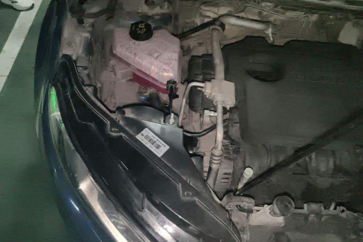 Used Ford EcoSport 2013 1.5L Manual Comfort Model Engine Bay Right