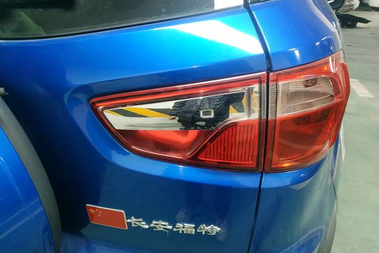 Used Ford EcoSport 2013 1.5L Automatic Fashion Model Exterior 4
