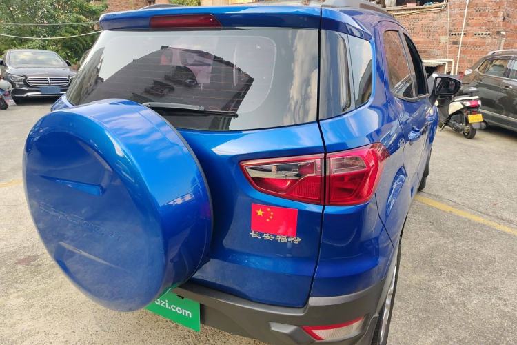 Used Ford EcoSport 2013 1.5L Manual Fashion Model Exterior 5