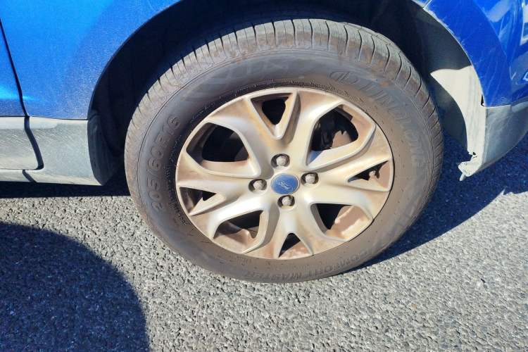Used Ford EcoSport 2013 1.5L Automatic Fashion Model Exterior 7