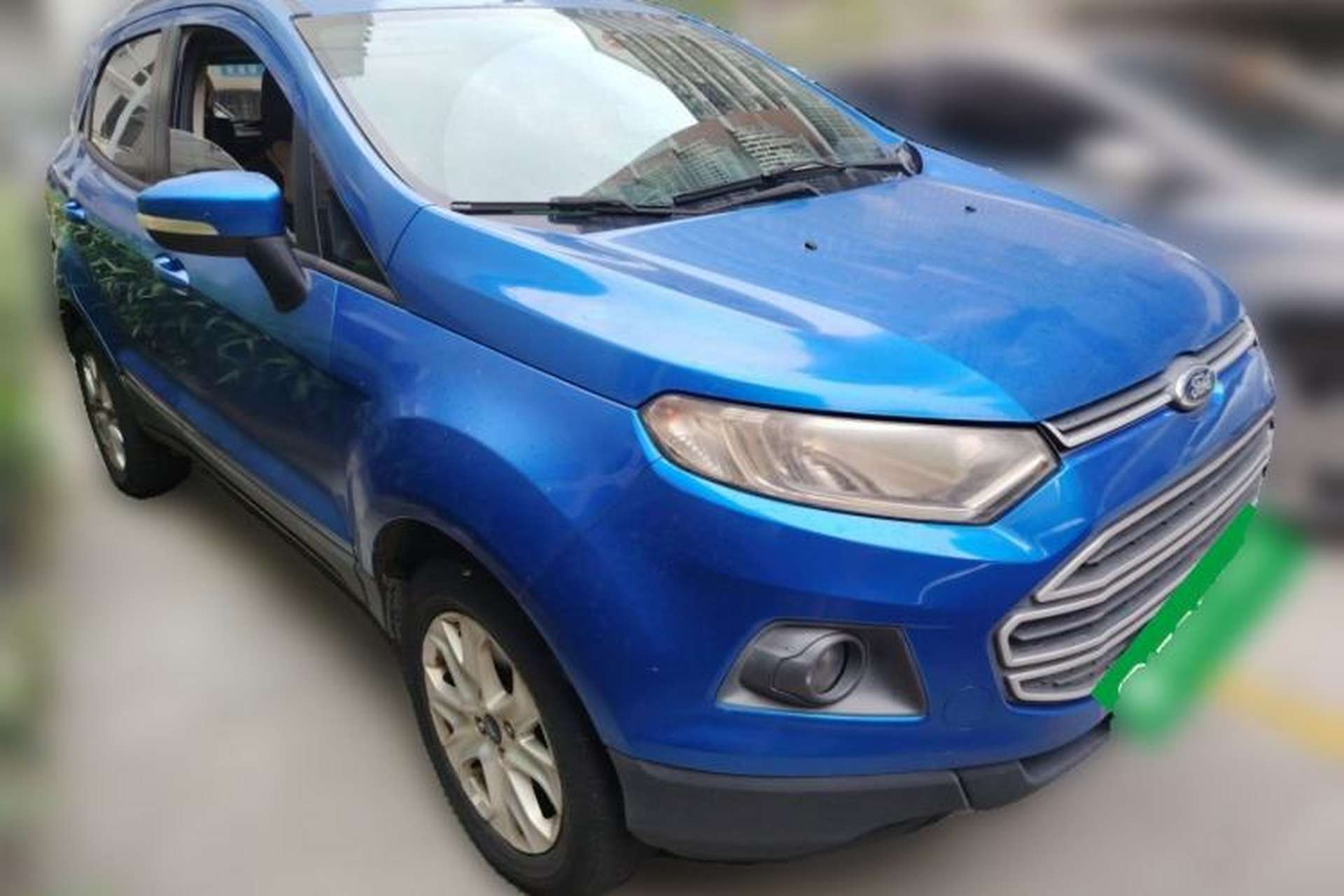 Used Ford EcoSport 2013 1.5L Automatic Fashion Model Front Right 45 Deg