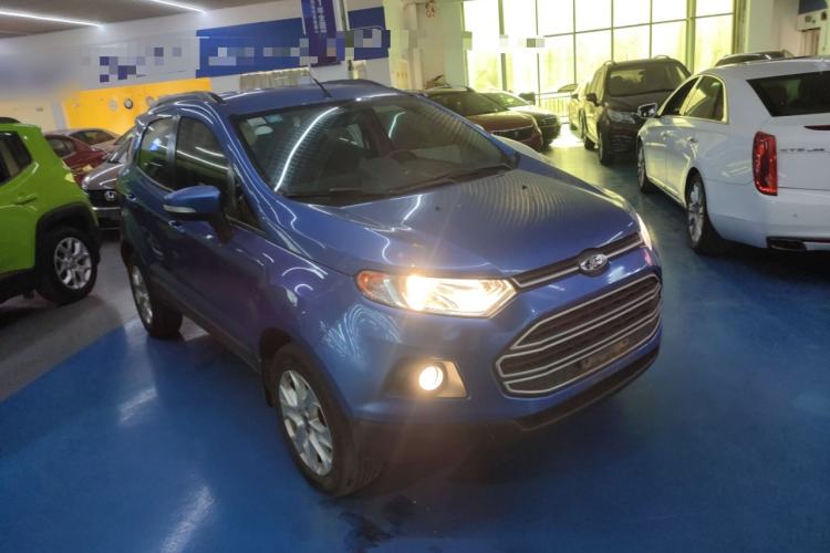 Used Ford EcoSport 2013 1.5L Automatic Fashion Model Front Right 45 Deg