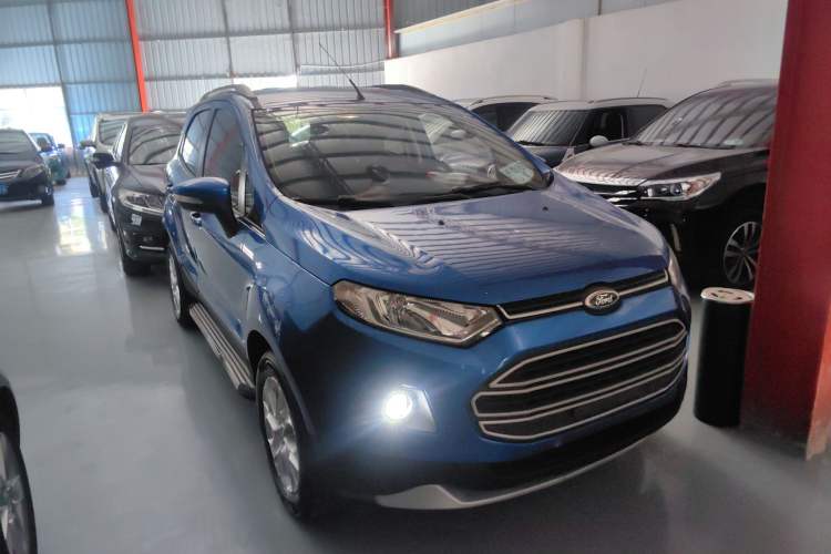 Used Ford EcoSport 2013 1.5L Automatic Fashion Model Front Right 45 Deg