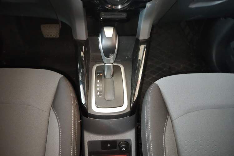 Used Ford EcoSport 2013 1.5L Automatic Fashion Model Gear Lever
