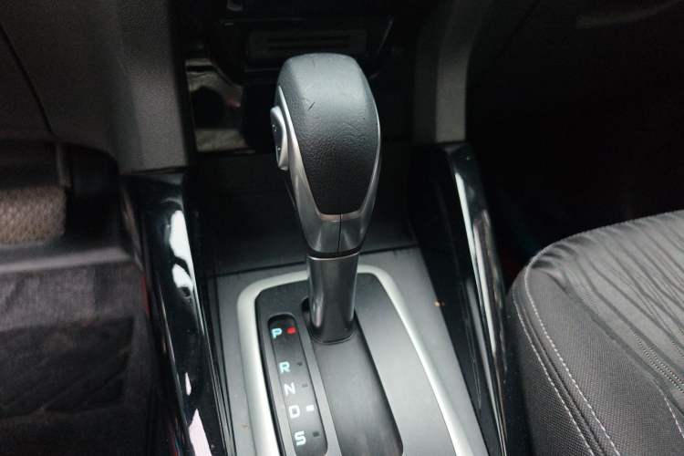 Used Ford EcoSport 2013 1.5L Automatic Prestige Model Gear Lever