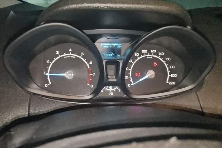 Used Ford EcoSport 2013 1.5L Manual Comfort Model Instrument Cluster