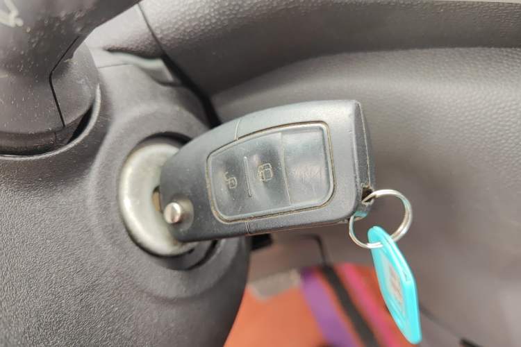 Used Ford EcoSport 2013 1.5L Automatic Fashion Model Interior 1
