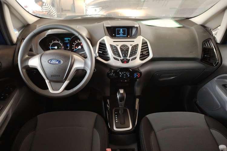 Used Ford EcoSport 2013 1.5L Automatic Fashion Model Interior 2