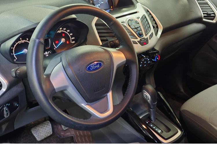 Used Ford EcoSport 2013 1.5L Automatic Fashion Model Interior 6