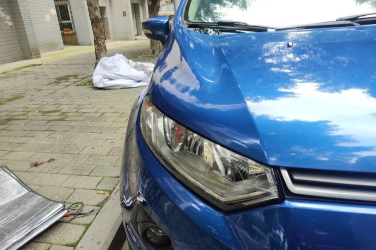 Used Ford EcoSport 2013 1.5L Automatic Fashion Model Right Front Headlight