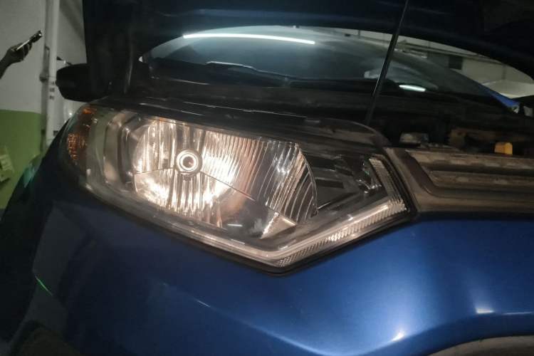 Used Ford EcoSport 2013 1.5L Manual Comfort Model Right Front Headlight