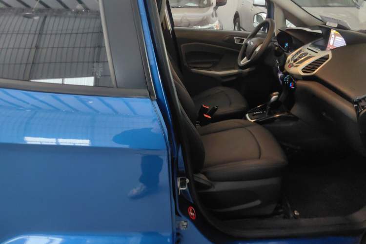 Used Ford EcoSport 2013 1.5L Automatic Fashion Model Right Front Seat