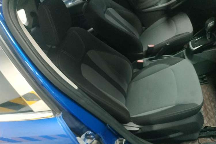 Used Ford EcoSport 2013 1.5L Automatic Fashion Model Right Front Seat