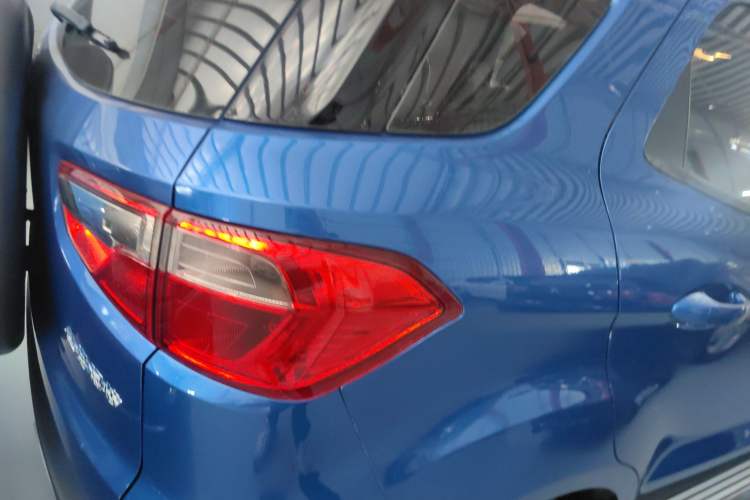Used Ford EcoSport 2013 1.5L Automatic Fashion Model Right Rear Taillight
