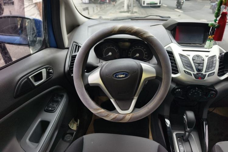 Used Ford EcoSport 2013 1.5L Automatic Fashion Model Steering Wheel