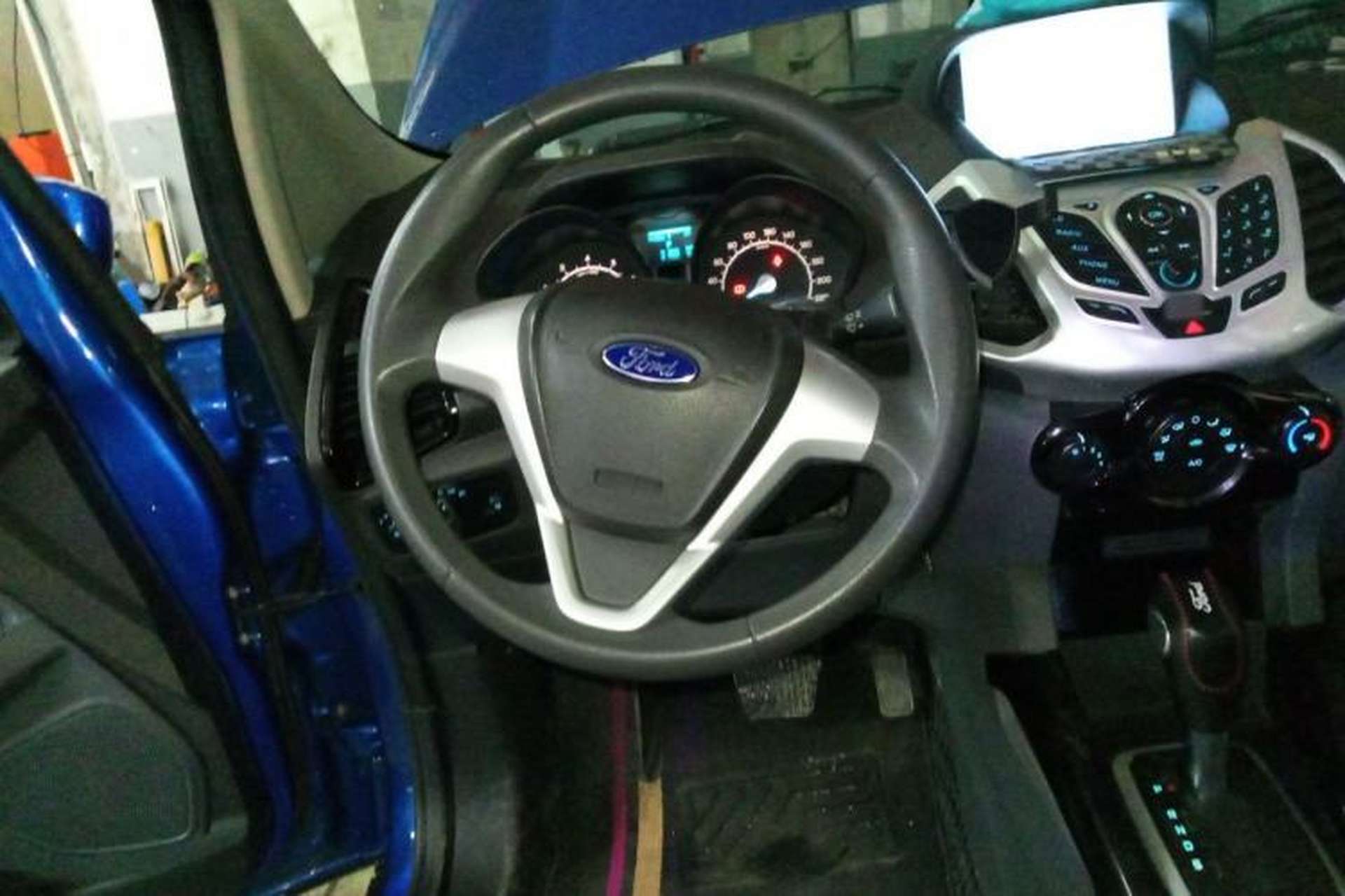 Used Ford EcoSport 2013 1.5L Automatic Fashion Model Steering Wheel
