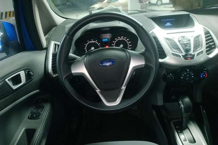 Used Ford EcoSport 2013 1.5L Automatic Fashion Model Steering Wheel