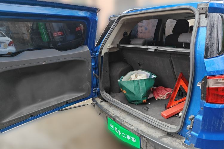 Used Ford EcoSport 2013 1.5L Automatic Prestige Model Trunk