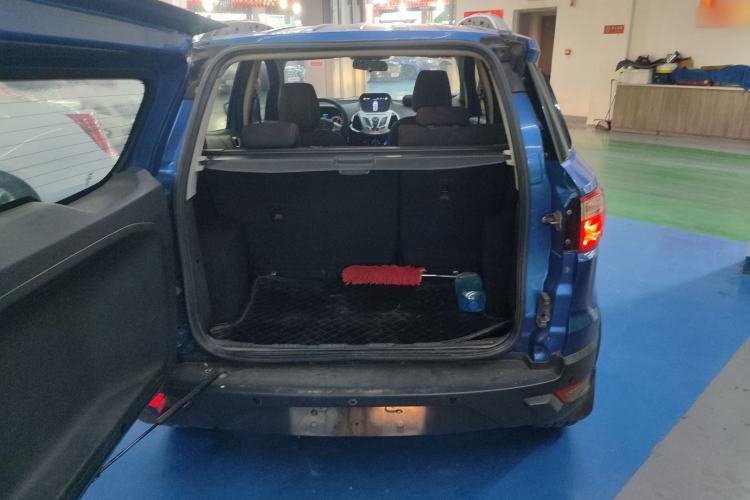 Used Ford EcoSport 2013 1.5L Automatic Fashion Model Trunk