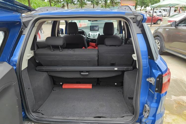 Used Ford EcoSport 2013 1.5L Automatic Fashion Model Trunk