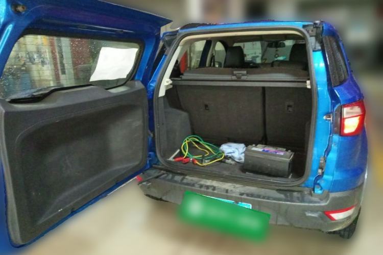 Used Ford EcoSport 2013 1.5L Automatic Fashion Model Trunk