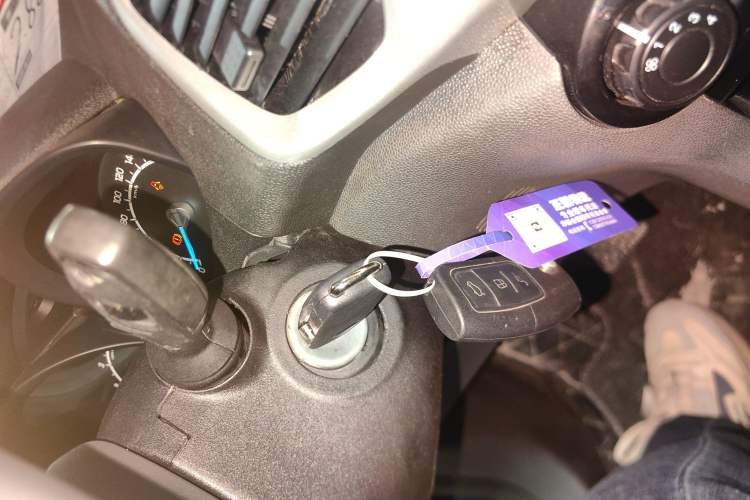 Used Ford EcoSport 2013 1.5L Automatic Fashion Model Vehicle Key