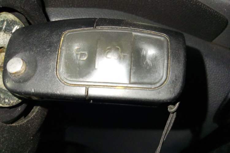 Used Ford EcoSport 2013 1.5L Automatic Fashion Model Vehicle Key