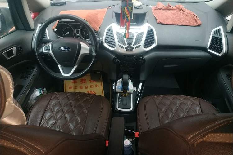 Used Ford EcoSport 2013 1.5L Automatic Prestige Model Center Console