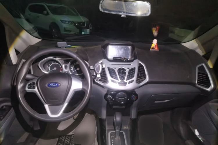 Used Ford EcoSport 2013 1.5L Automatic Prestige Model Center Console