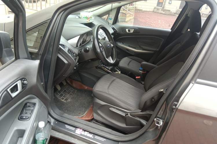 Used Ford EcoSport 2013 1.0L GTDi Manual Luxury Model Driver Seat