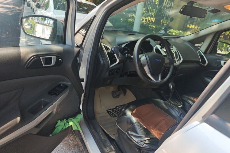 Used Ford EcoSport 2013 1.5L Automatic Fashion Model Driver Seat