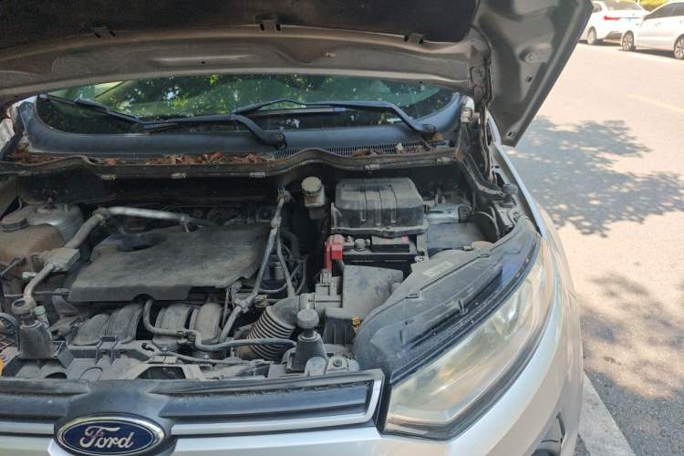 Used Ford EcoSport 2013 1.5L Automatic Fashion Model Engine Bay Left