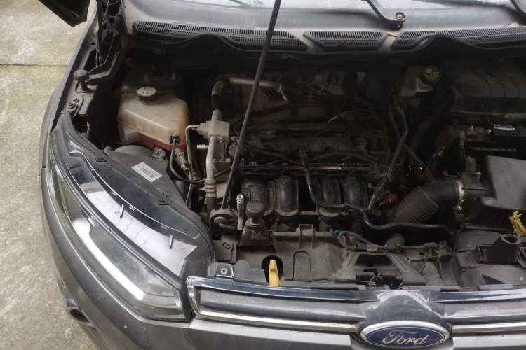 Used Ford EcoSport 2013 1.5L Automatic Fashion Model Engine Bay Right