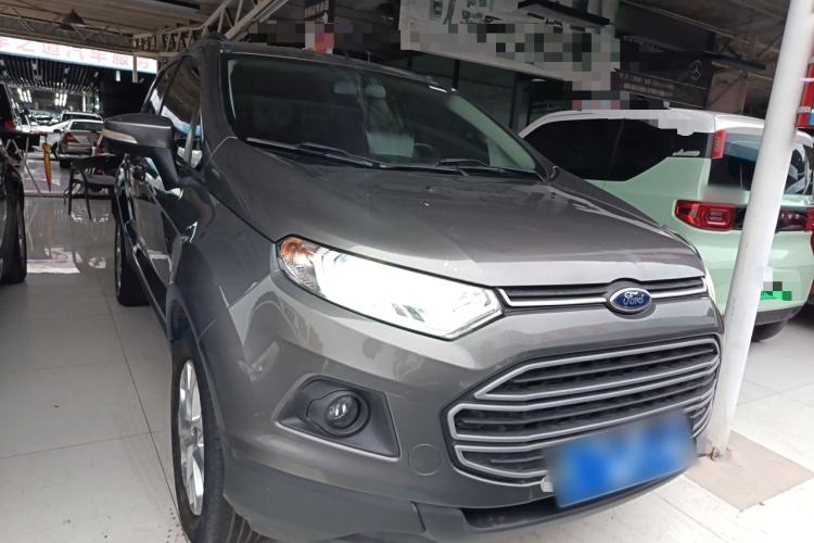 Used Ford EcoSport 2013 1.5L Automatic Fashion Model Front Right 45 Deg