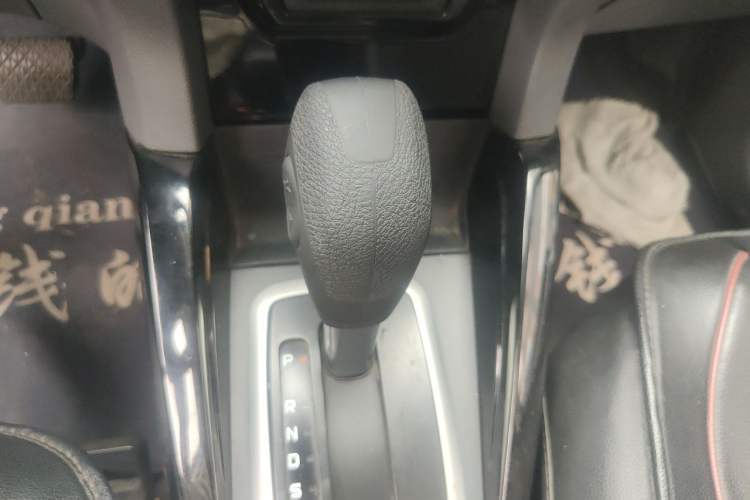 Used Ford EcoSport 2013 1.5L Automatic Prestige Model Gear Lever