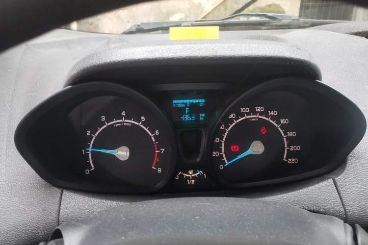 Used Ford EcoSport 2013 1.5L Automatic Fashion Model Instrument Cluster
