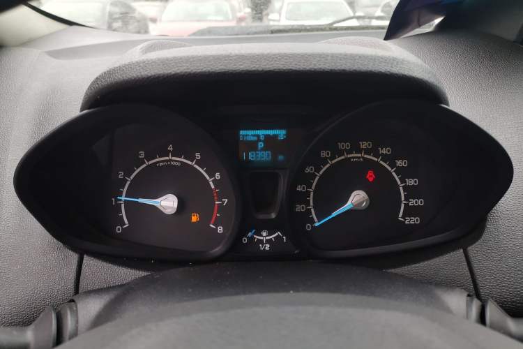 Used Ford EcoSport 2013 1.5L Automatic Fashion Model Instrument Cluster