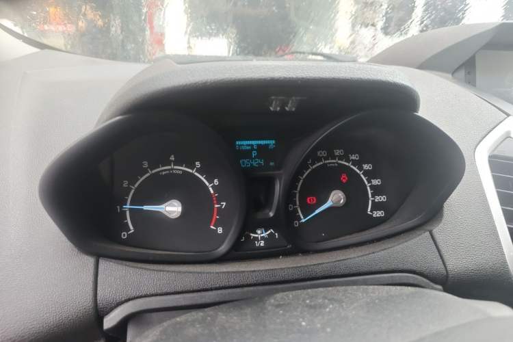 Used Ford EcoSport 2013 1.5L Automatic Fashion Model Instrument Cluster