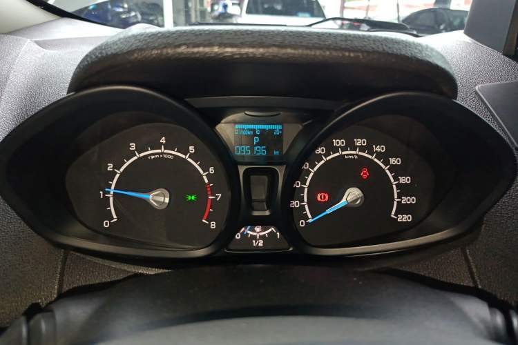 Used Ford EcoSport 2013 1.5L Automatic Fashion Model Instrument Cluster