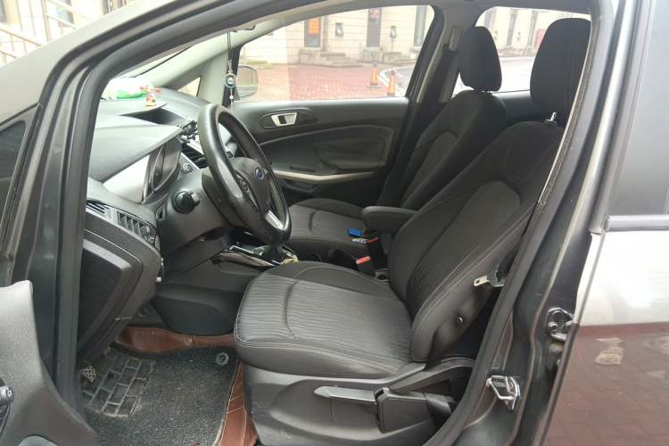 Used Ford EcoSport 2013 1.0L GTDi Manual Luxury Model Left Front Seat