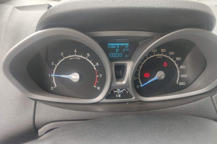 Used Ford EcoSport 2013 1.5L Automatic Prestige Model Odometer Close Up