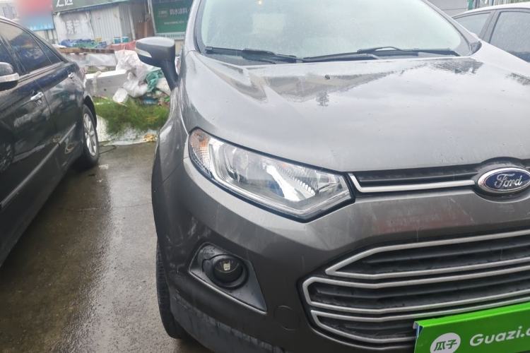 Used Ford EcoSport 2013 1.5L Automatic Fashion Model Right Front Headlight