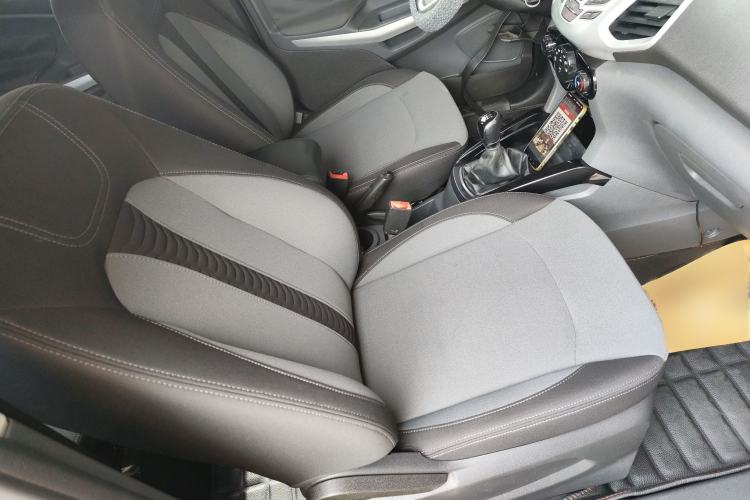 Used Ford EcoSport 2013 1.5L Manual Fashion Model Right Front Seat